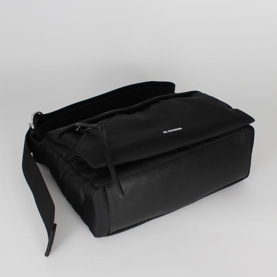 maico☆ジルサンダー　ショルダーバッグ JIL SANDER（ジルサンダー） ショルダーバッグ FOLDED TOTE SM