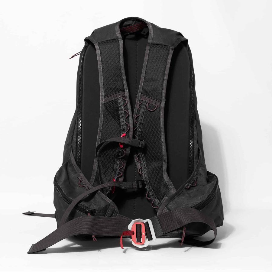 クレッタルムーセンJOKULL 24L KLATTERMUSEN [クレッタルムーセン] Jokull Backpack 24L