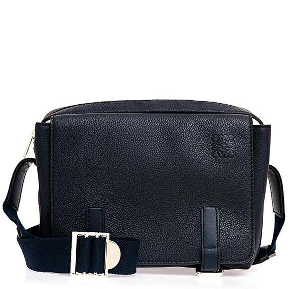 ロエベ Loewe バッグ メンズ ショルダーバッグ ミッドナイトブルー Military Messenger Xs Bag 317 12aa72 1960 5440 Midnight Blue Lew Bag0939 Chelseagardensuk 通販 Yahoo ショッピング
