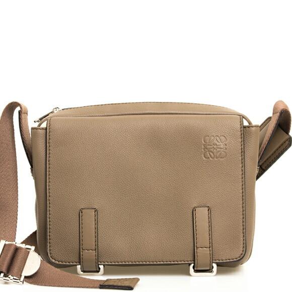 ロエベ Loewe バッグ メンズ ショルダーバッグ ダークモス Military Messenger Xs Bag 317 12aa72 1960 1729 Dark Moss Lew Bag0943 Chelseagardensuk 通販 Yahoo ショッピング