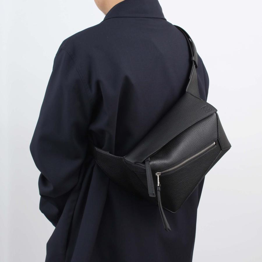 LOEWE（ロエベ） バッグ ボディバッグ PUZZLE SMALL BUMBAG パズル