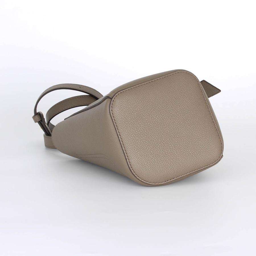 LOEWE（ロエベ） バッグ 2WAYハンド/ショルダーバッグ PEBBLE BUCKET