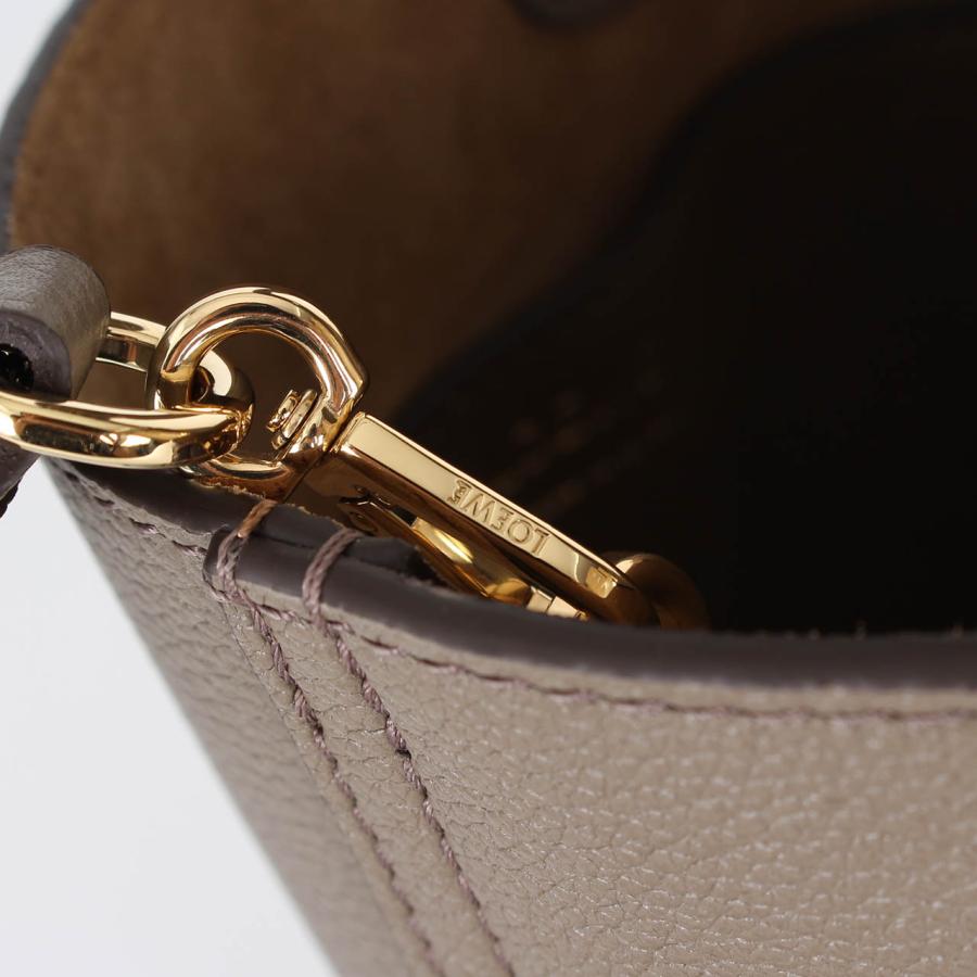 LOEWE（ロエベ） バッグ 2WAYハンド/ショルダーバッグ PEBBLE BUCKET