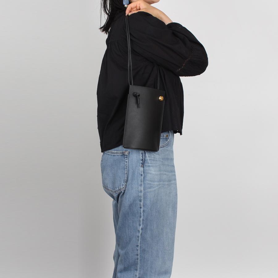 ロエベ LOEWE バッグ ショルダーバッグ PEBBLE DICE POCKET ペブル ダイス ポケット レディース CPBPR12X01 CLASSIC CALFの画像