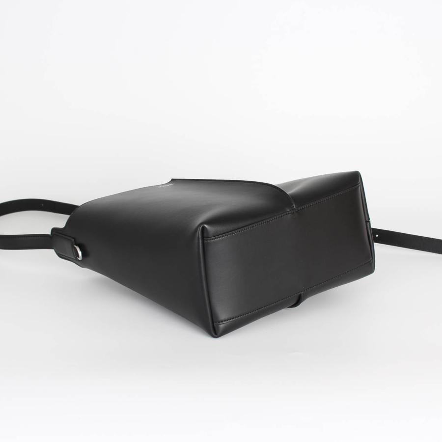 LOEWE（ロエベ） バッグ ショルダーバッグ BILBAO BUCKET MEDIUM