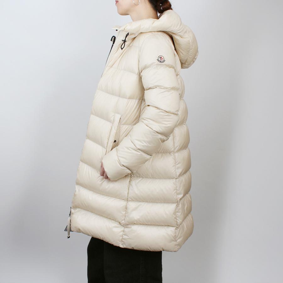 MONCLER（モンクレール） ダウンコート SUYENNE HOODED MID-LENGTH