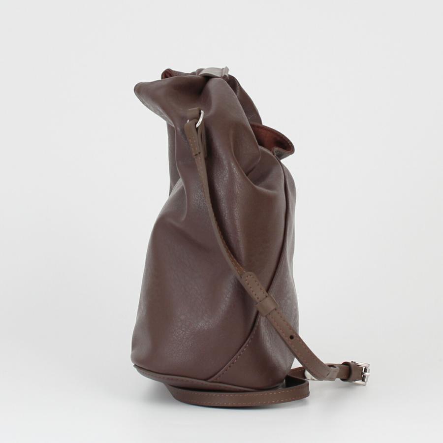 MM6 Maison Margiela ブラウンショルダーバッグ MM6 Maison Margiela Japanese Crossbody Bag | Brown | FARFETCH
