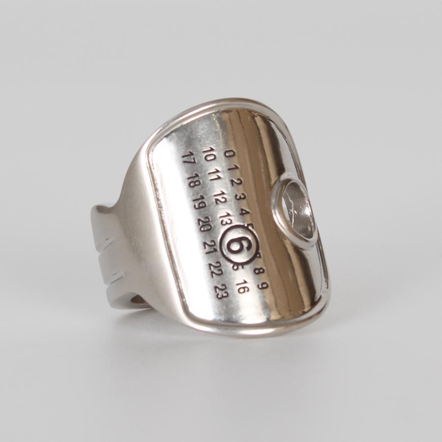 MM6 Maison Margiela リング シルバー オープン カフ ロゴ MM6 エムエム6 メゾンマルジェラ MAISON MARGIELA リング NUMERIC CUFF