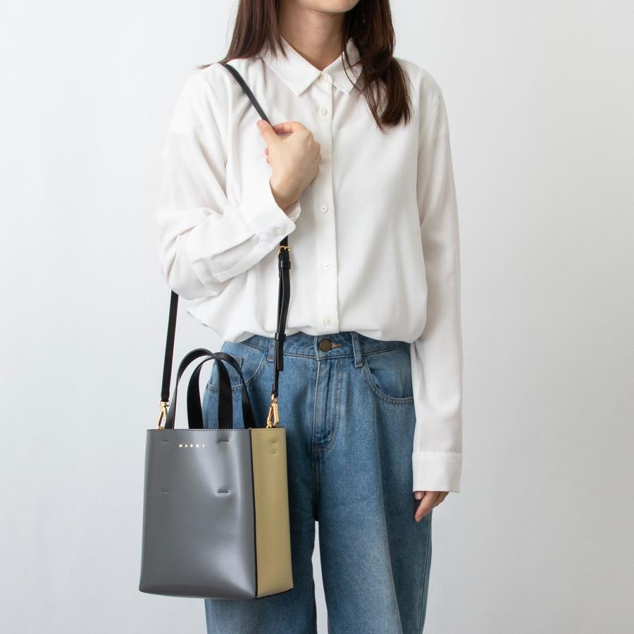 MARNI ポケット付☆ マルニ Museo 2way バッグ - バッグ MARNI ポケット付☆ マルニ Museo 2way バッグ - バッグ