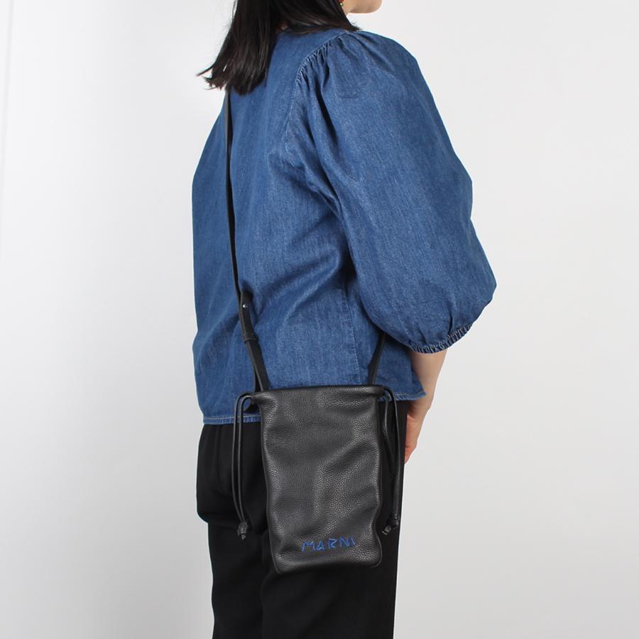 MARNI / マルニ ： BODY PHONE HOLDER レザー MARNI（マルニ） フォンケース MENDING EMBROIDERY CROSS BODY PHONE