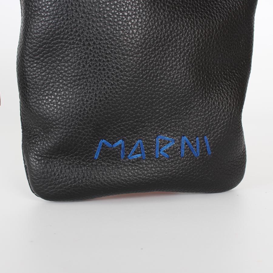 MARNI / マルニ ： BODY PHONE HOLDER レザー MARNI（マルニ） フォンケース MENDING EMBROIDERY CROSS BODY PHONE