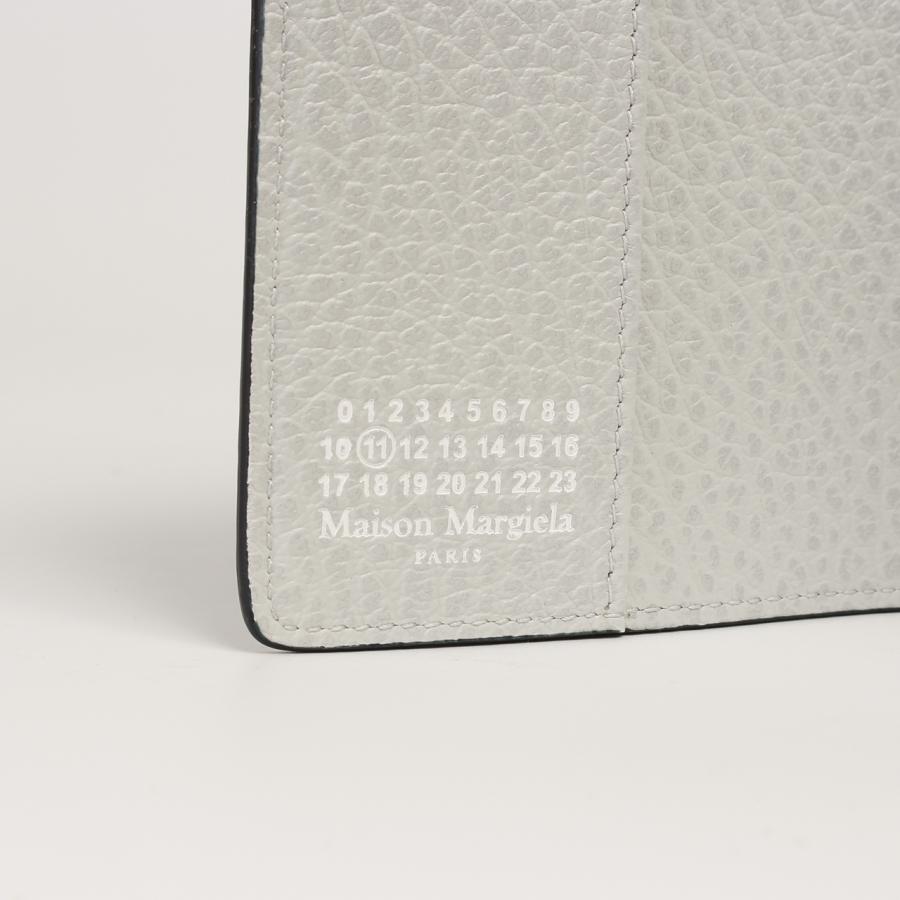 Maison Margiela（メゾンマルジェラ） パスポートケース FOUR STITCHES