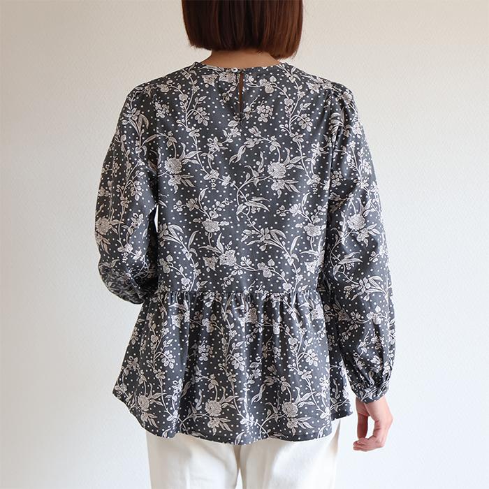 長袖ペプラムブラウス ＜マロリー＞ へプラムデザイン バルーン袖 プル