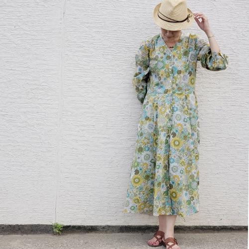 LIBERTYVネックフレアワンピース 全開タイプ スモールスザンナ 黄×緑 