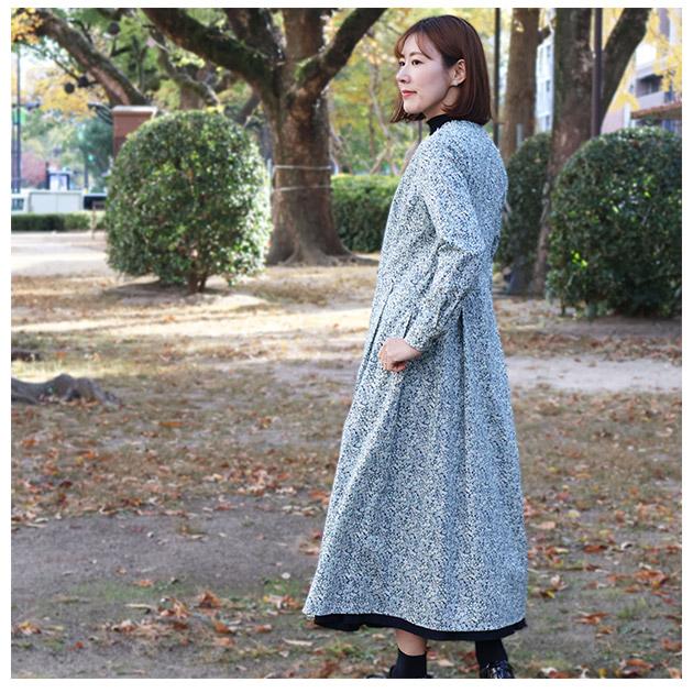 フリル衿前開きワンピース（チャイブ）別注ヴィンテージブルー