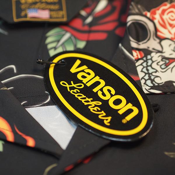 【ハイネケーン】アロハシャツ 派手柄 フラワー × ロゴ総柄 ヴィンテージ VANSON（バンソン） 半袖総柄シャツ NVSS-2304 アメカジ バイカー