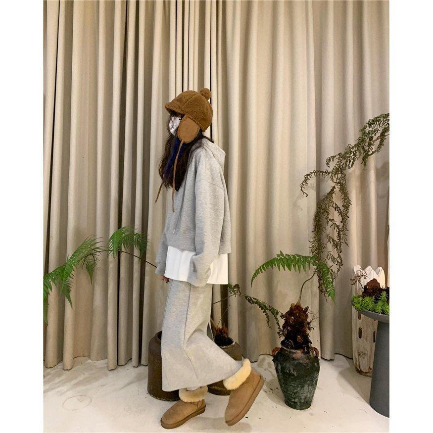 美品　アルチビオ 　セットアップ　　中綿　総柄　クローバー柄　パーカー　スカート 美品 アルチビオ セットアップ 中綿 総柄 クローバー柄 パーカー