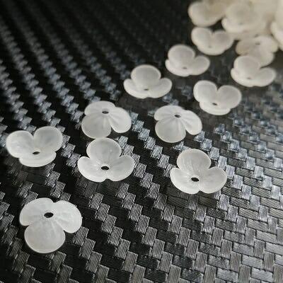 60個 3花弁 】 小さな3枚花弁のお花 透かし フロスト フラワー 花 艶 