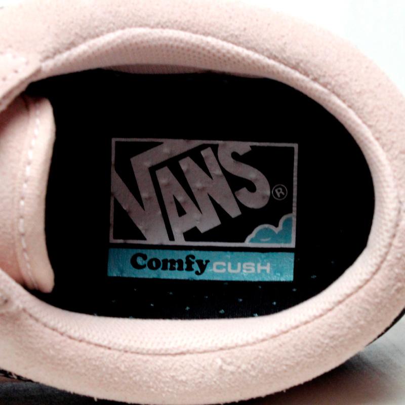 VANS バンズ US企画 メンズ レディース OLDSKOOL ComfyCush オールドスクール スニーカー ピンクスウェード 黒ソール｜chiki-2｜06