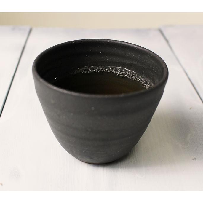 陶芸作家の手作り フリーカップ 湯呑 コップ/マットな炭色 黒/湯呑No21