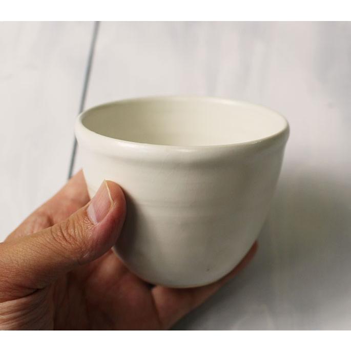 陶芸作家の手作り湯呑 フリーカップ/お洒落なマット 白光沢無し湯呑