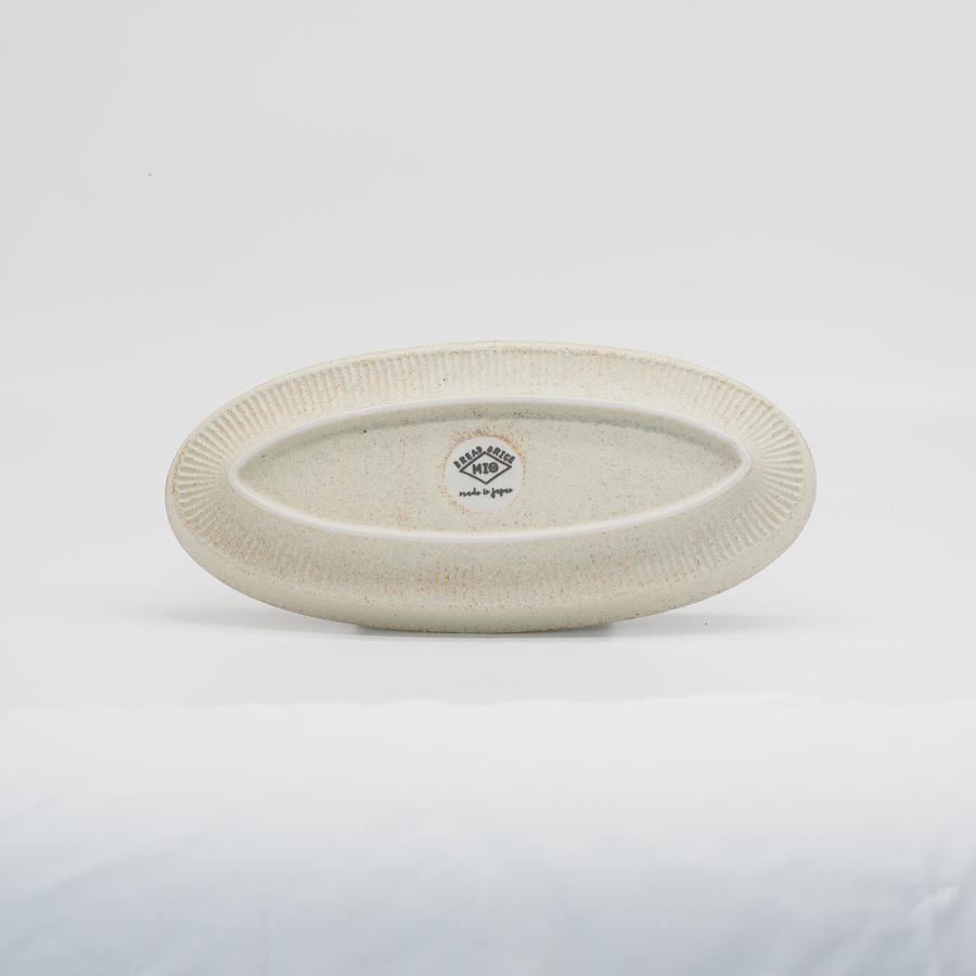 直営店 盛りやすい器 - 長皿 - オーバルプレートＭ 幅24.7cm 日本製 パンとごはんと... 菱沼未央さん M067 | CHIPS | 04