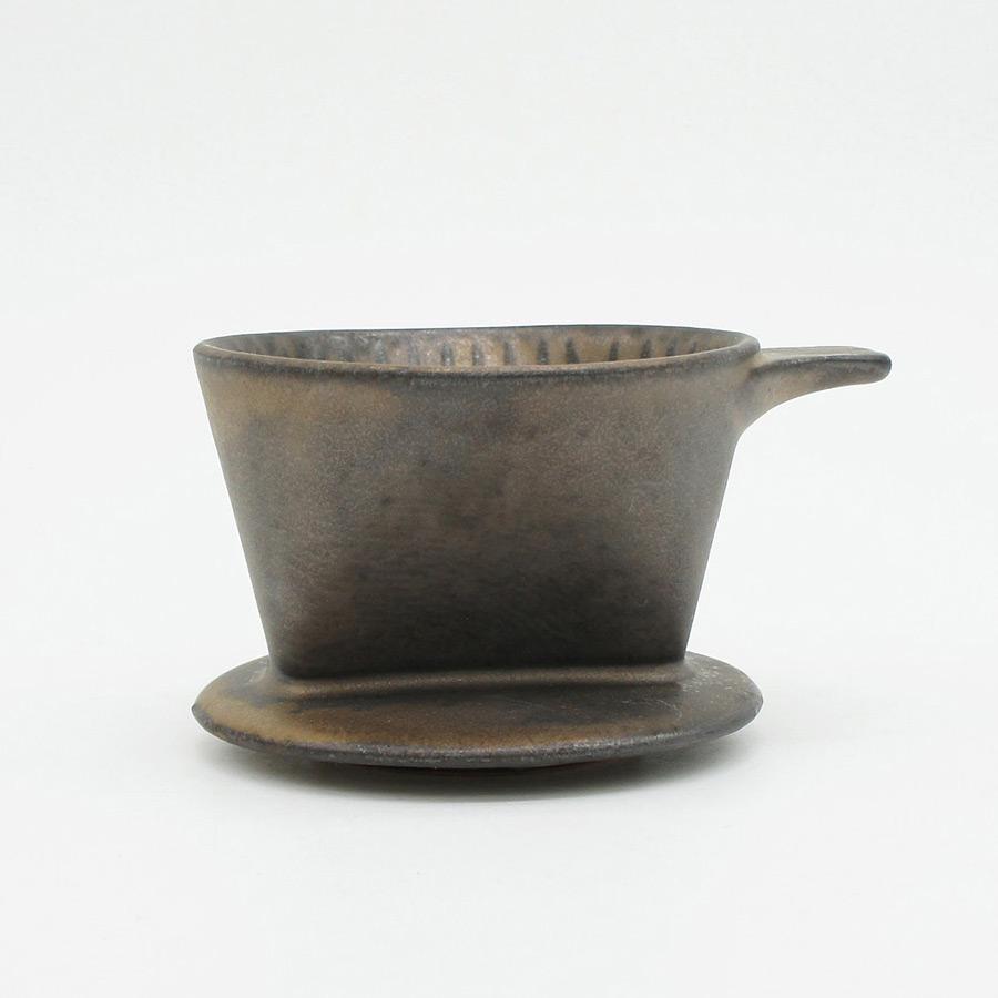 直営店 Ancient Pottery Dripper（エイシェントポタリー ドリッパー） AP006 3つ穴 台形 日本製 美濃焼 アンティーク | CHIPS | 03