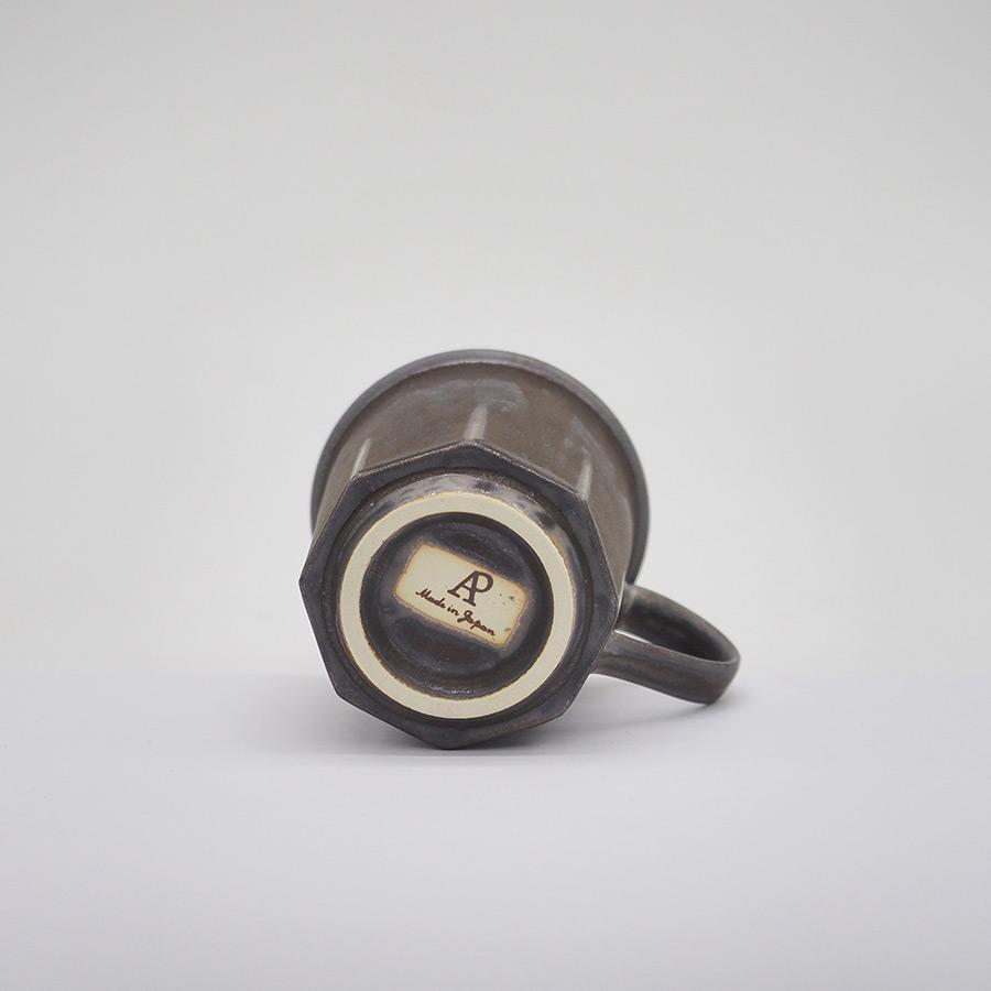 直営店 Ancient Pottery Octagonal MUG（エイシェントポタリー オクタゴナルマグ） AP011 容量330ml 日本製 美濃焼 アンティーク コーヒーカップ | CHIPS | 05