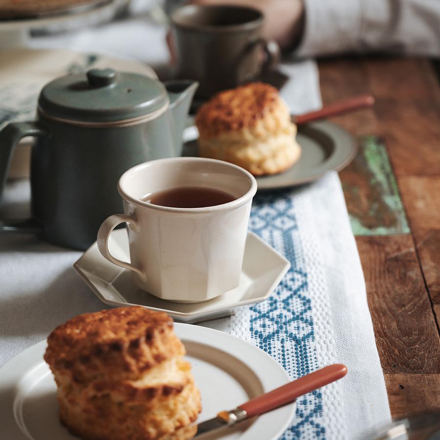 直営店 Ancient Pottery Octagonal C&S（エイシェントポタリー オクタゴナルカップアンドソーサー） AP012 容量240ml 日本製 美濃焼 アンティーク | CHIPS