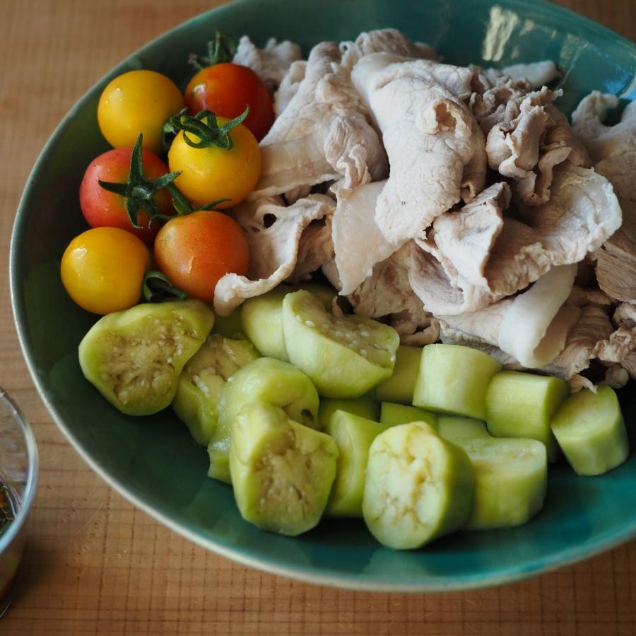 直営店 艶釉の器 ボウルＬ 日本製 美濃焼 陶器 中鉢 パンとごはんと... 菱沼未央さん  M13 | CHIPS | 12