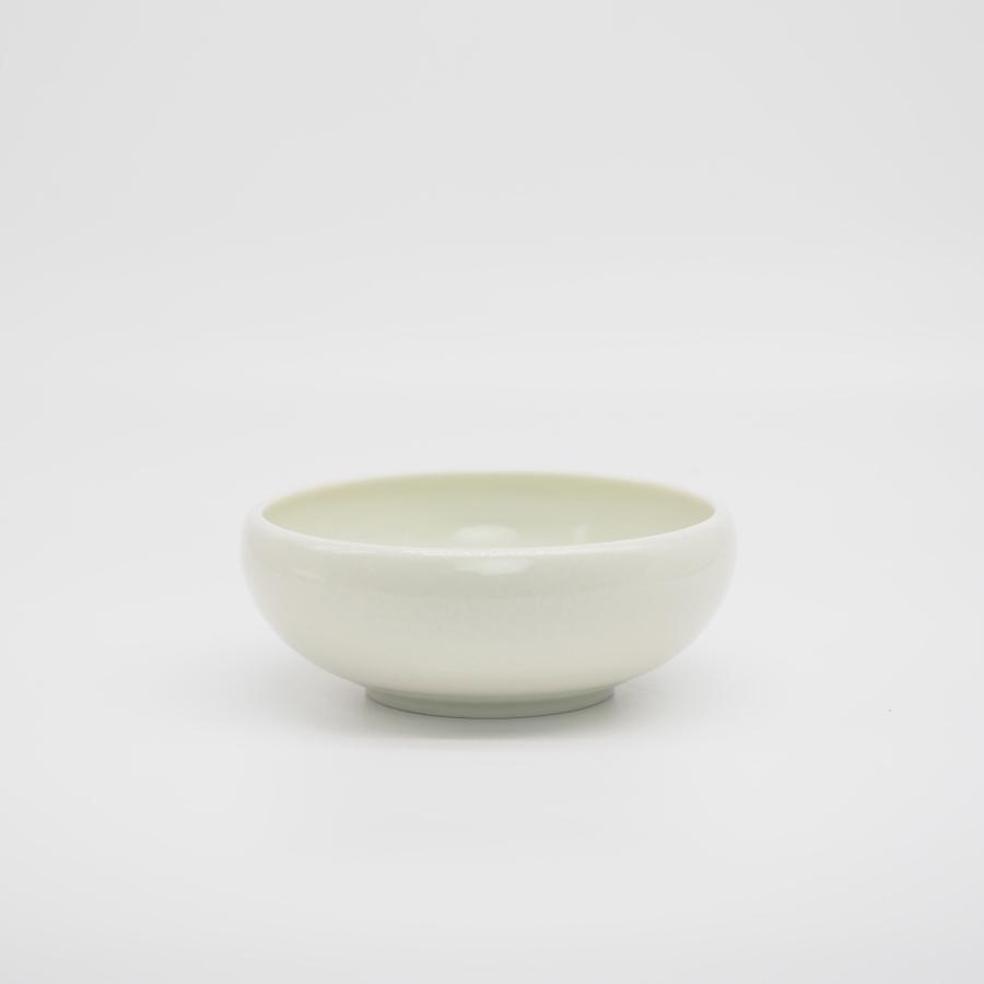 直営店 新色！きみどり発売！たべやすい器 ボウルＭ 直径13cm 日本製 美濃焼 パンとごはんと... 菱沼未央さん M047 | CHIPS | 01