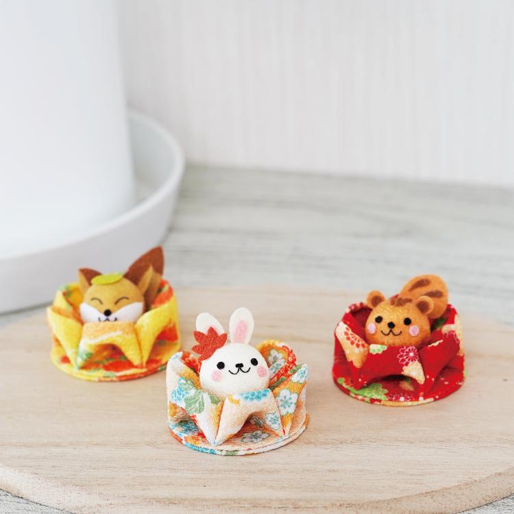 受注生産品】秋シリーズ つまみ細工[秋/単品 つまみ花の手のり細工