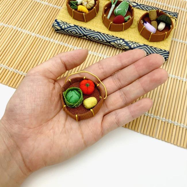 ちりめん飾り 置物 ミニチュア 季節のお野菜 ちりめん細工 お供え