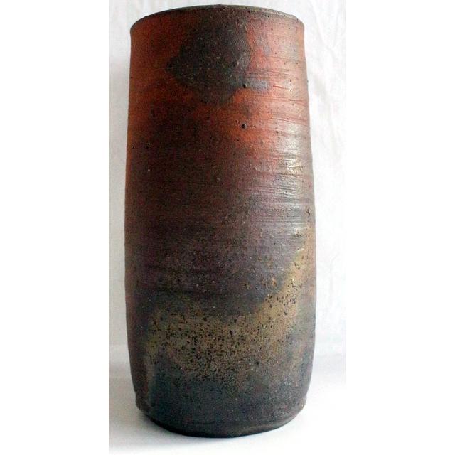 637/美品・備前焼 伊勢崎満 備前花生 高さ：19.5cm 共箱 写真にてご