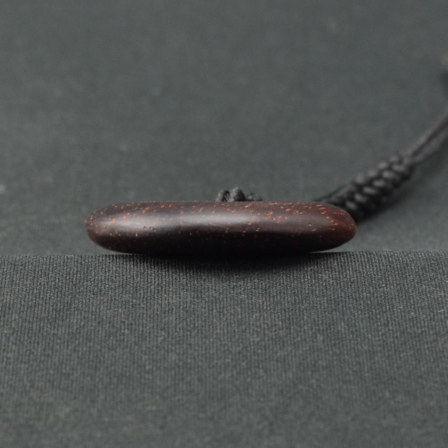 ストラップ 根付 円 縞黒檀 携帯ストラップ キーホルダー 木製 シンプル デザイン 無垢 高品質 上質 ギフト プレゼント 贈り物 |  | 02