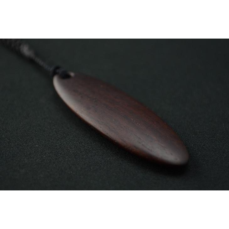 ストラップ 根付 楕円 本紫檀 携帯ストラップ キーホルダー 木製 ローズウッド シンプル デザイン 無垢 高品質 上質 ギフト プレゼント 贈り物 |  | 01