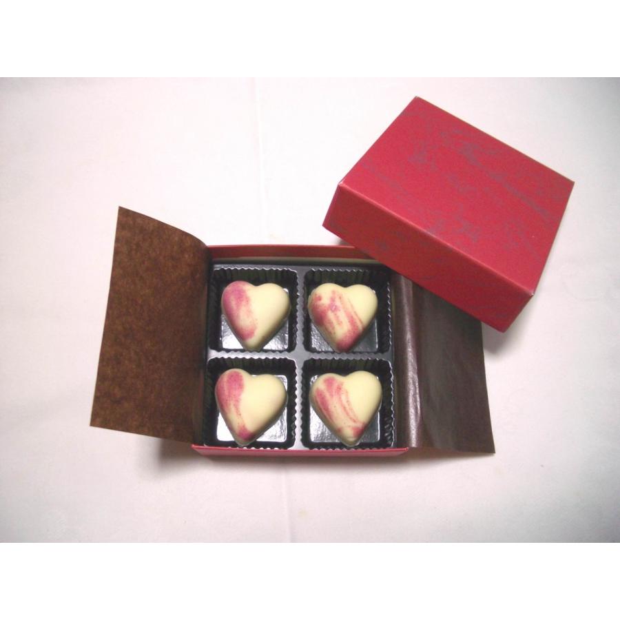 アムール(４個入)(りんご アッサム レアチーズケーキのボンボンショコラ スイーツ ギフト おつまみチョコレート お取り寄せ) |  | 02