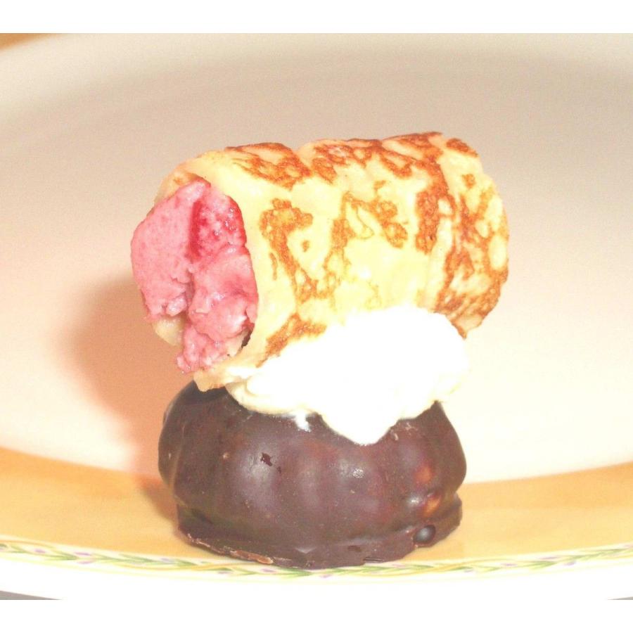 チーズonチョコレートパイ 【苺のクレープ巻】 (４個入) | 