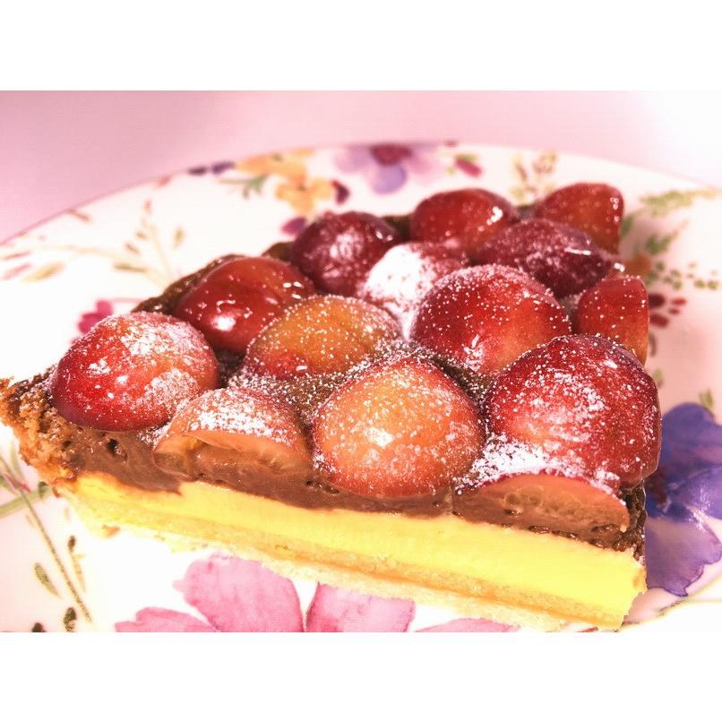 * チェリー@タルトさま専用 * 冷凍】贅沢ダーク チェリー タルト | ケーキ | 心優