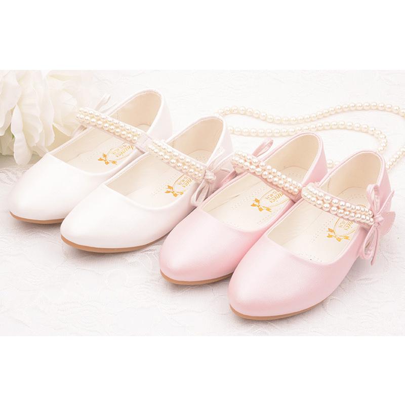 一部即納!フォーマル シューズ パール キッズ 靴子供靴 疲れない 可愛いシューズ 女の子 結婚式 発表会 リングガール スリッポン 白 園式 入学式 卒園式 卒業式 :LX4:chocooto - 通販 - Yahoo!ショッピング 一部即納!フォーマル シューズ パール キッズ 靴子供靴 疲れない 可愛いシューズ 女の子 結婚式 発表会 リングガール スリッポン 白 園式 入学式 卒園式 卒業式 :LX4:chocooto - 通販 - Yahoo!ショッピング