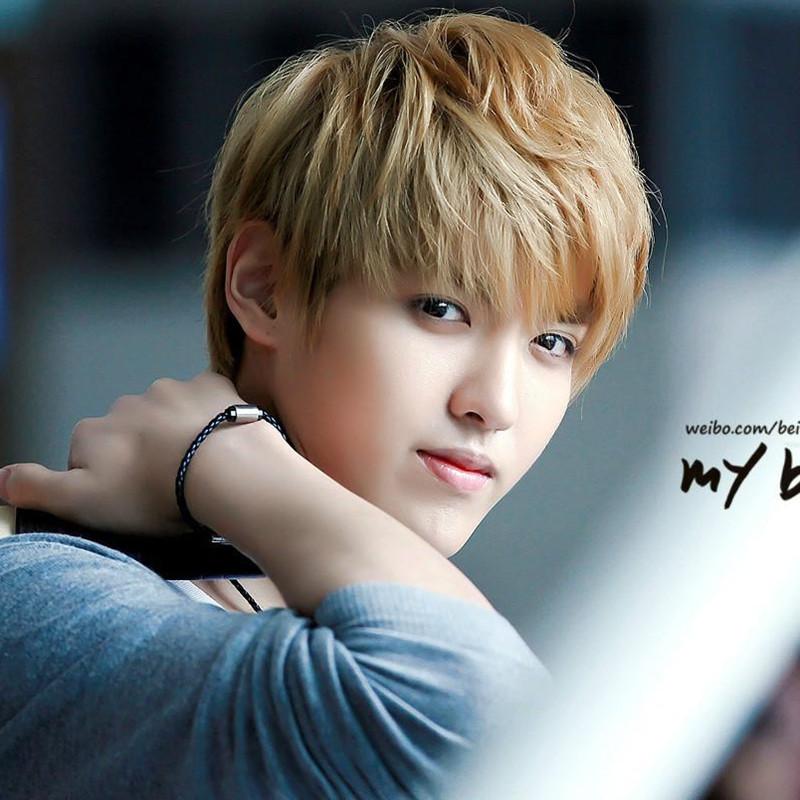 ウィッグ ショート メンズ レディース フルウィッグ コスプレ かつら ストレートヘア 黒 ふわふわ 短い髪 変装 Cosplay