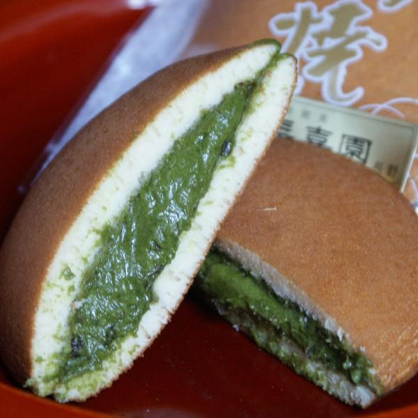 信州長野県のお土産 お菓子 和菓子 長喜園自家製抹茶生どら焼き : 長喜