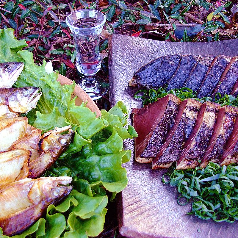 ダバダ火振 四万十の鮎一夜干し トロ鰹たたきのセット 送料無料 高知産 B 鮎4尾 鰹500 本格栗焼酎 幻の銘酒 四万十川 あゆ 戻り鰹 かつお Ayu Katuo02 旨い果物 魚のアグリファーム高知 通販 Yahoo ショッピング