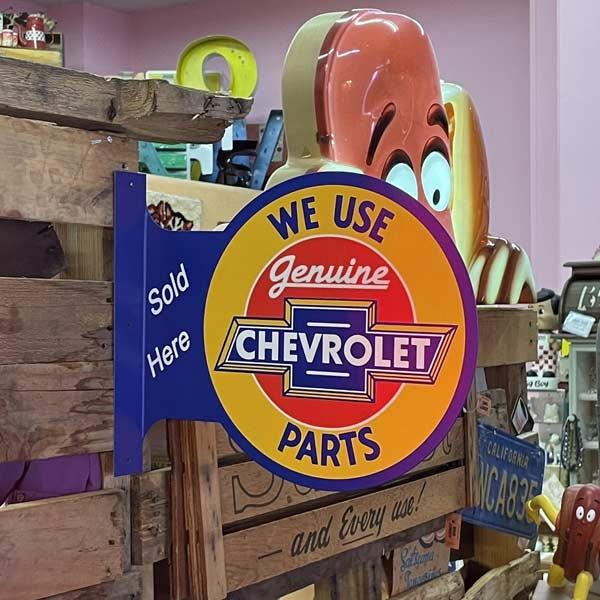 CHEVROLET ヴィンテージ 両面式フランジ看板45.7×35.5 【輸入品】入荷未定Chevrolet アルファベット看板 立体 シボレー アメリカ その他