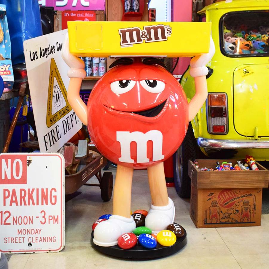 【 m&m's 大型ディスプレイ】
赤　黄色トレー付き m&m's 大型ディスプレイ】 赤 黄色トレー付き 非売品】 m&m's