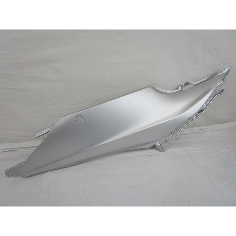 SUZUKI 純正 ジクサーSF250 左フレームフロントカバー[マットシルバー