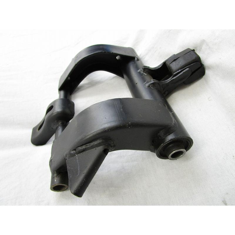 トップス HONDA 純正 Navi110 エンジンハンガー #50355-K74-N00【インド