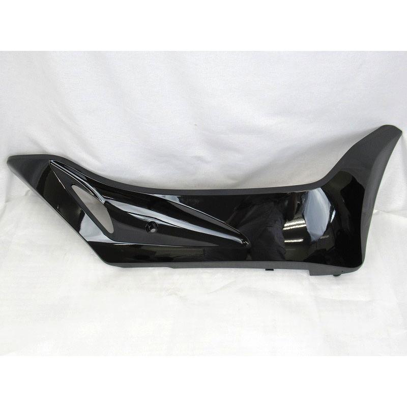 ま HONDA 純正 PCX125/150['14-'17]【JF56/KF18】 右ステップフロアカウル