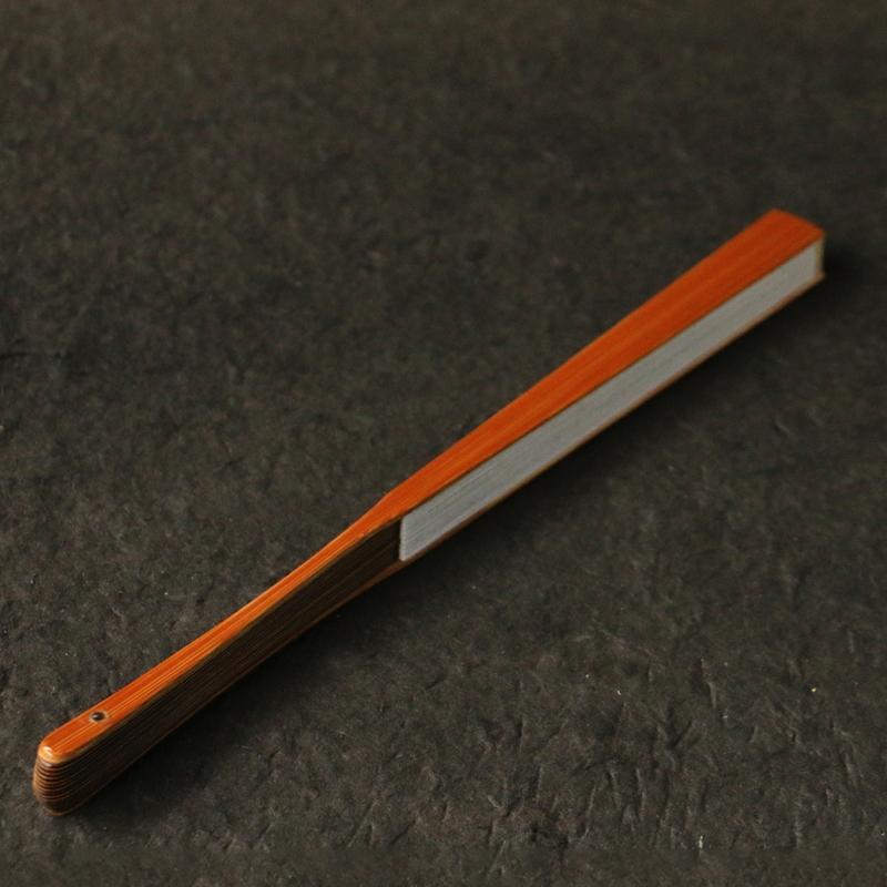 最新 浙派の名家王偉純が三合青魚尾頭型老玉竹折扇竹扇扇扇骨を手作り 【KUE1509061070】(52907円)