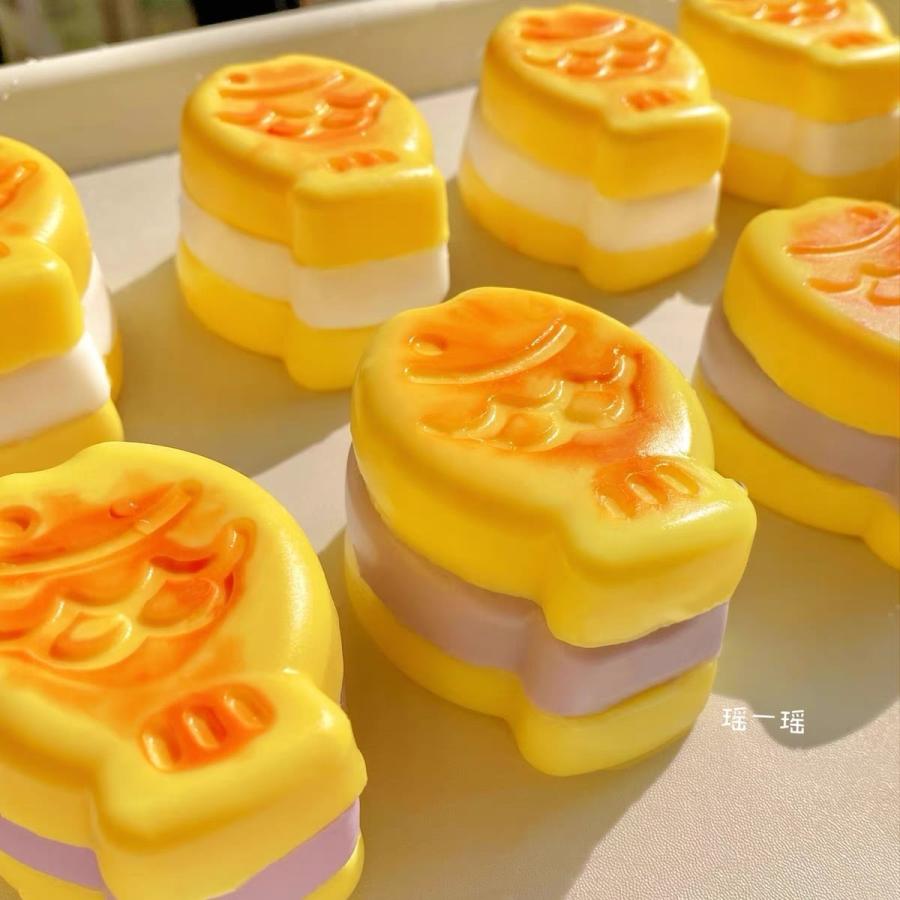 ○スクイーズ○クリーム鯛焼き 海外作家 手作りハンドメイドスクイーズ